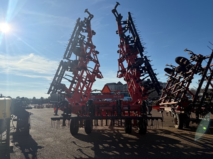 #7739-•-2014-kuhn-krause-5635-field-cultivator-image-6