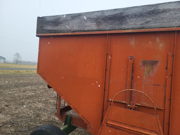 hopper-wagon-w/running-gear-image-23