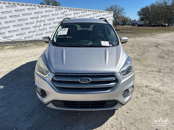 2017-ford-escape-image-18