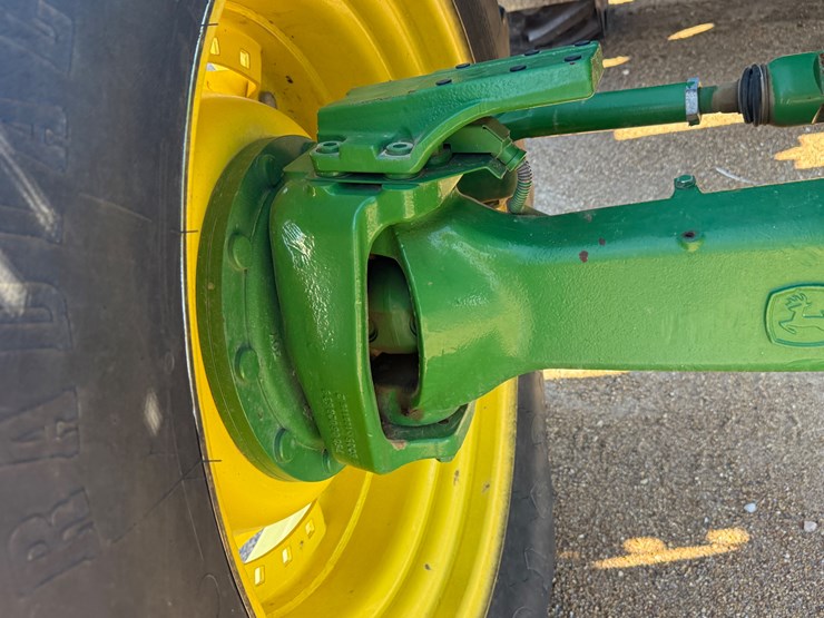 john-deere-6145r-image-15