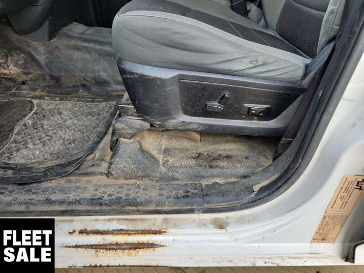 2018-dodge-2500-image-35