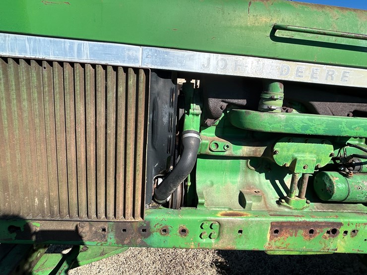 john-deere-4230-image-3