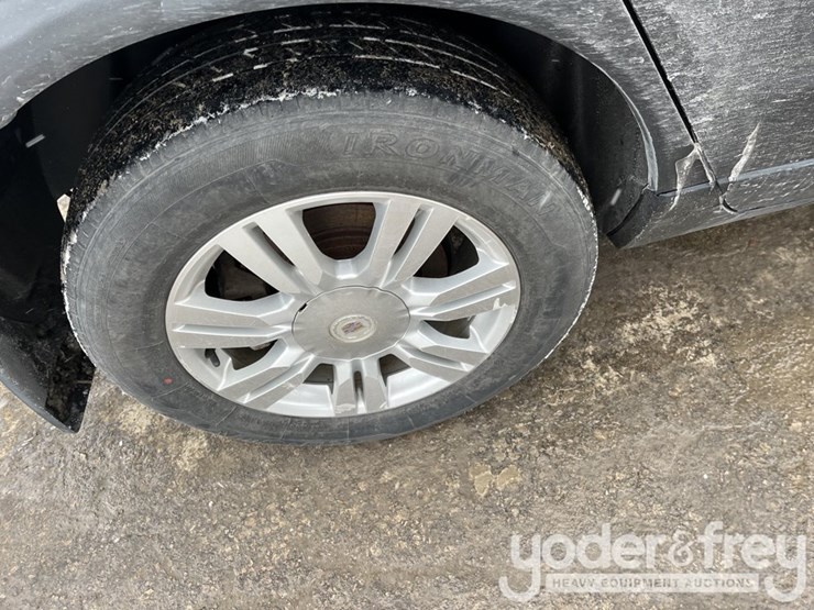 cadillac-srx-image-11