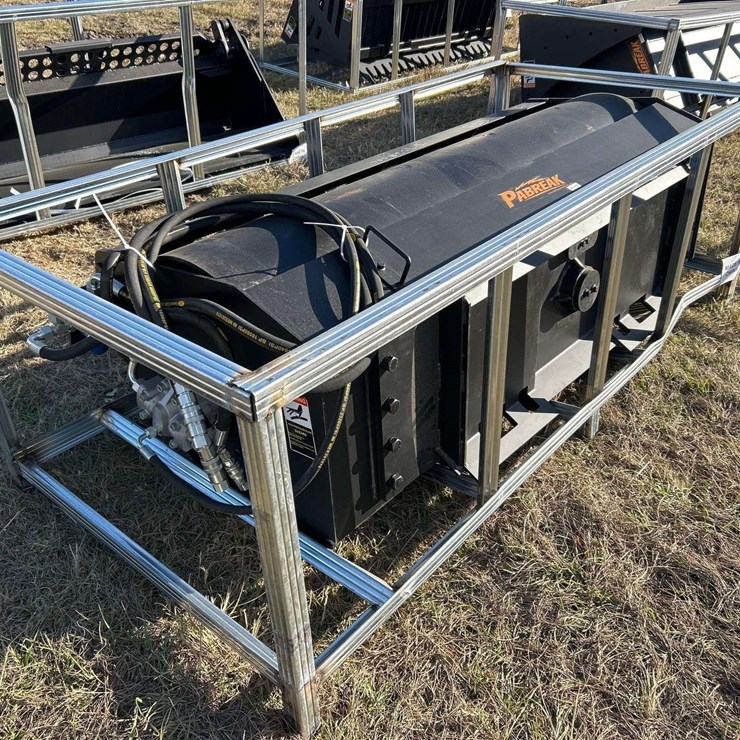 2025 Pabreak Hydraulic Vibratory Roller Skid Steer Attachment
