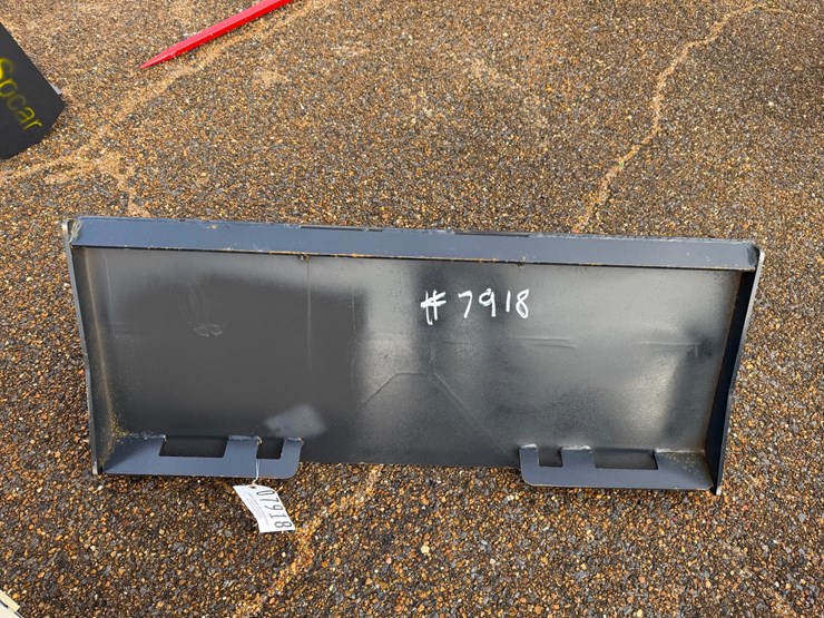 #7918-•-skid-steer-utility-hitch-w/-2"-receiver-image-2