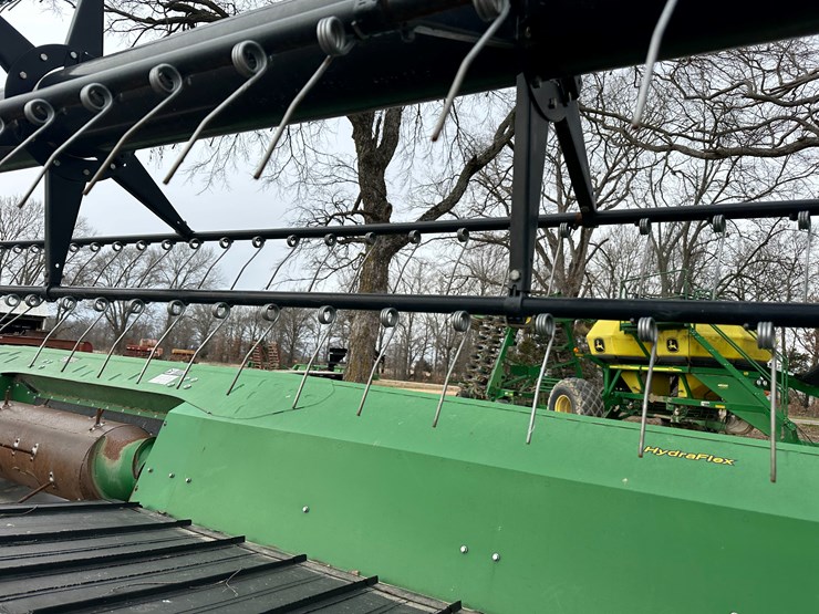 2017-john-deere-630fd-image-28