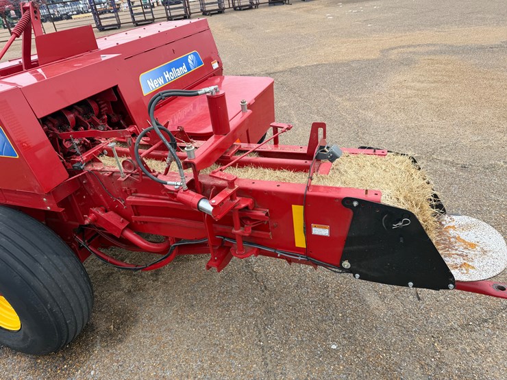 2019-new-holland-bc5070-image-13