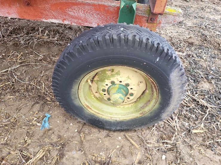 hopper-wagon-w/running-gear-image-19