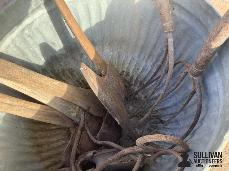 primitive-hand-tools-image-9