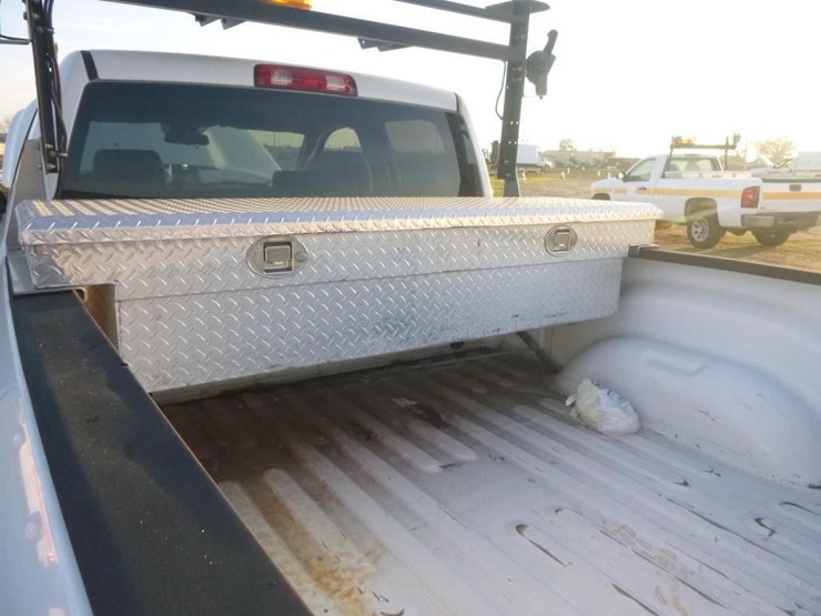 2015-dodge-1500-image-17