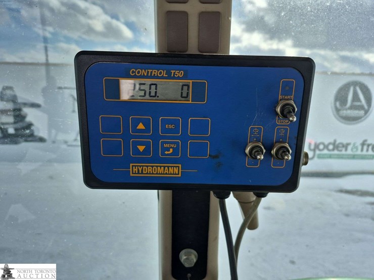 2010-john-deere-2010-image-31