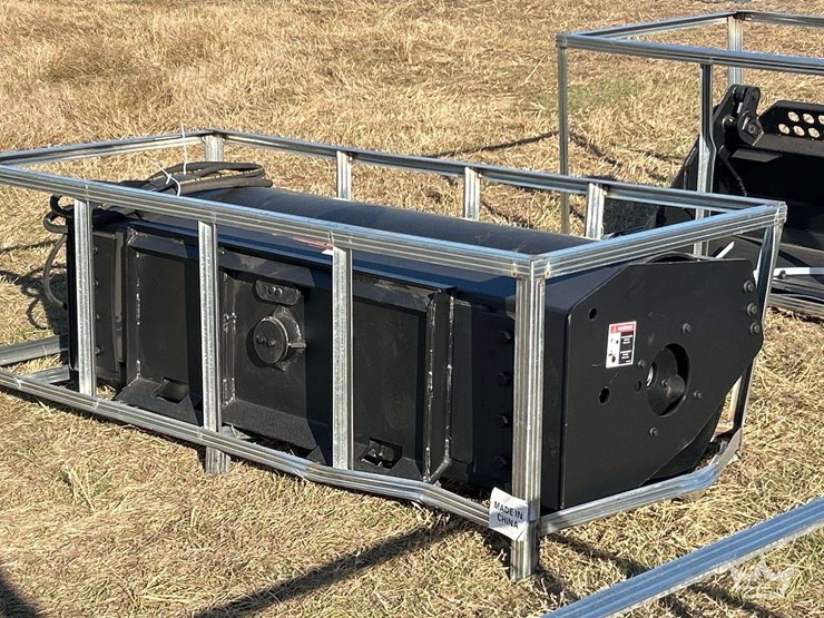 2025-pabreak-hydraulic-vibratory-roller-skid-steer-attachment-image-2