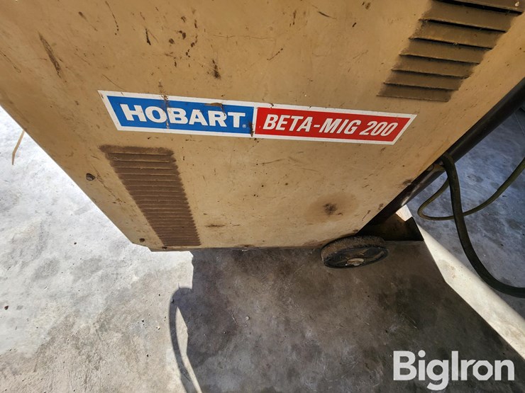 1983-hobart-beta-mig-200-welder-image-9