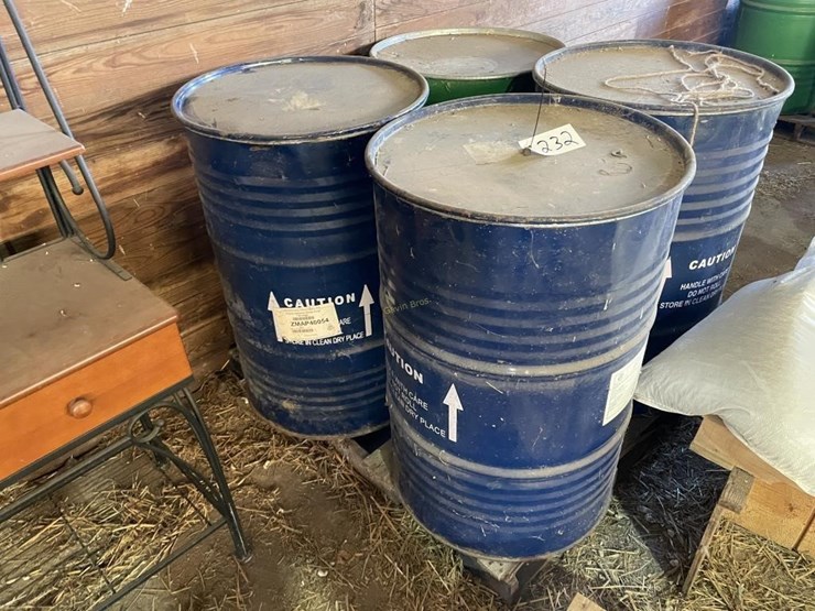 (4)-empty-metal-barrels-image-2