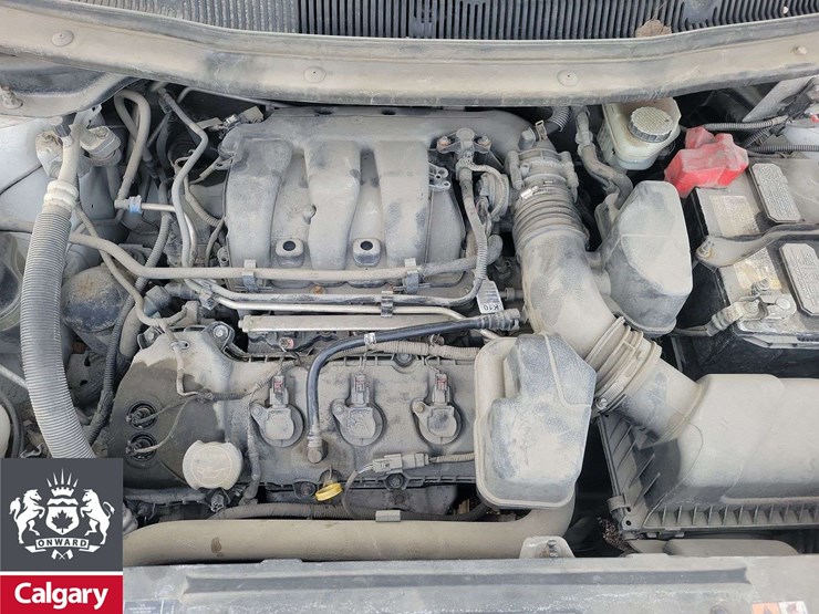 2016-ford-explorer-image-23