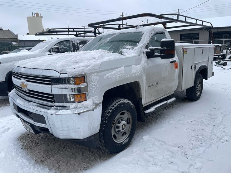 2017-chevrolet-2500-image-1