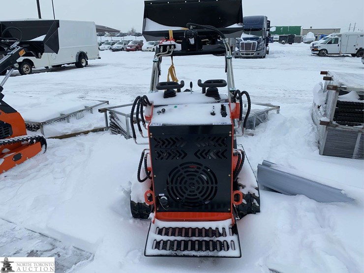 2026-unused-captok-ck380r-tracked-mini-skid-steer-image-6