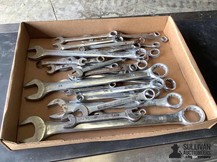 assorted-combination-wrenches-image-4