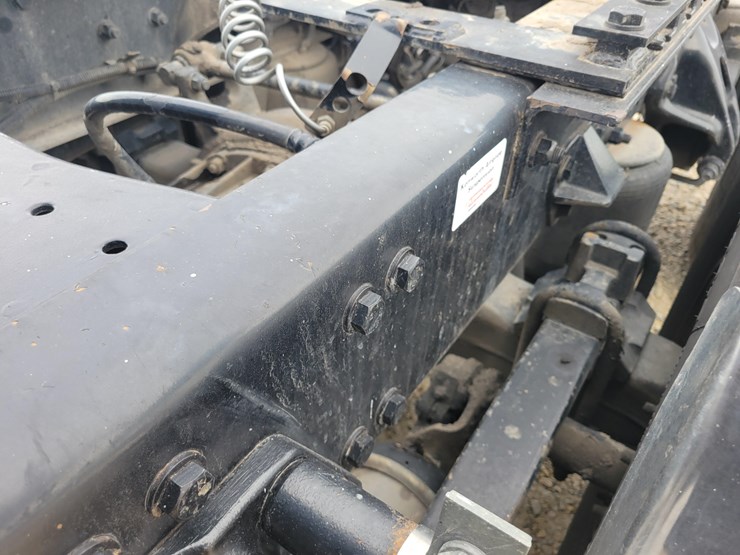 2020-kenworth-t680-image-7