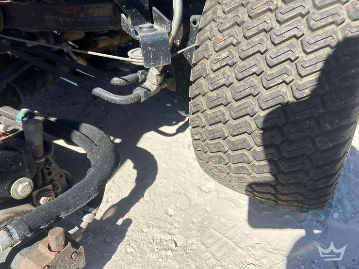 2011-jacobsen-t-700-commercial-reel-mower-image-26