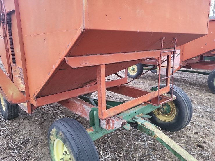 hopper-wagon-w/running-gear-image-10