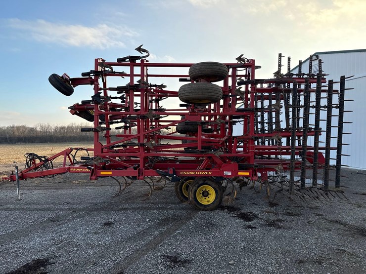 sunflower-44’-cultivator-image-11