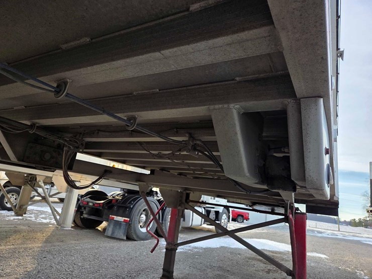 2010-east-genesis-34'x66"x96"-aluminum-frameless-dump-trailer-image-20