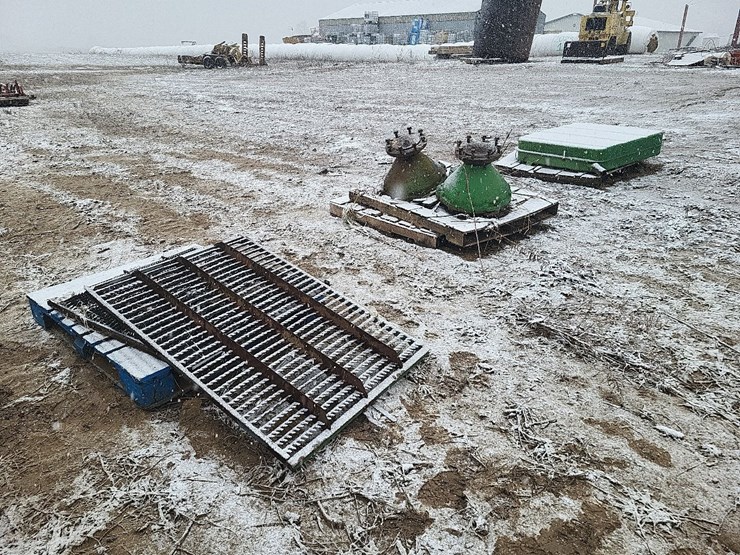 john-deere-4400-combine-parts-image-1