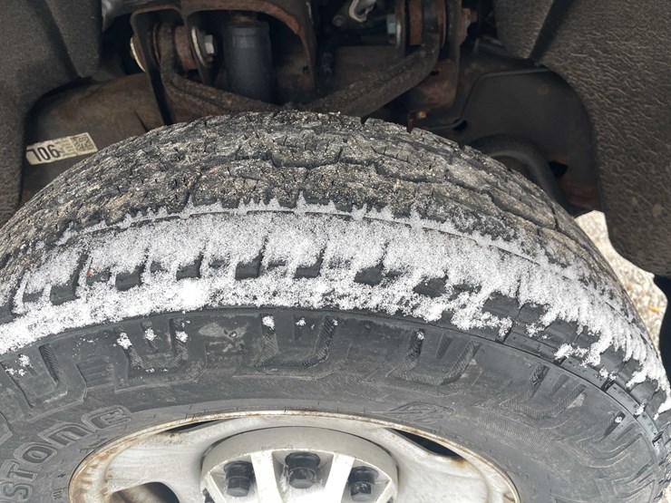 2017-chevrolet-2500-image-12