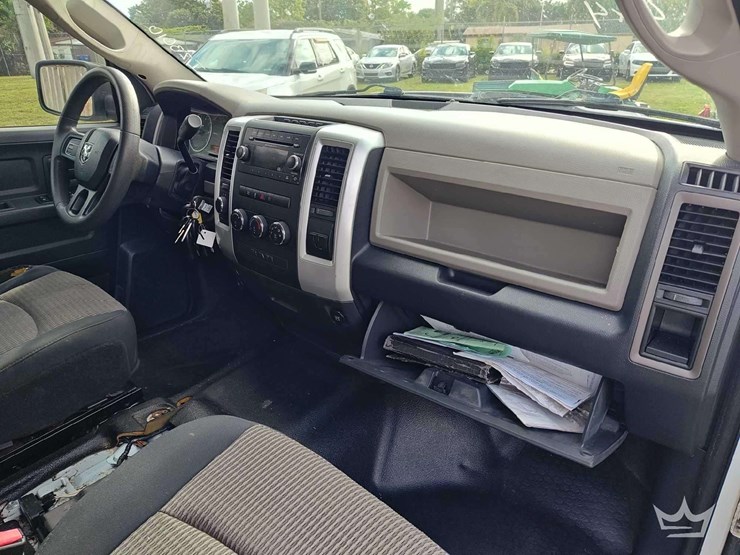 2012-dodge-ram-1500-image-29