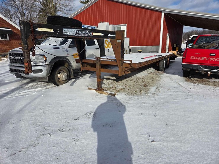1996-20'+5'-mac-lander-gooseneck-implement-trailer-image-1