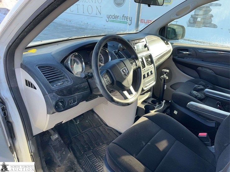 2012-ram-c/v-image-13