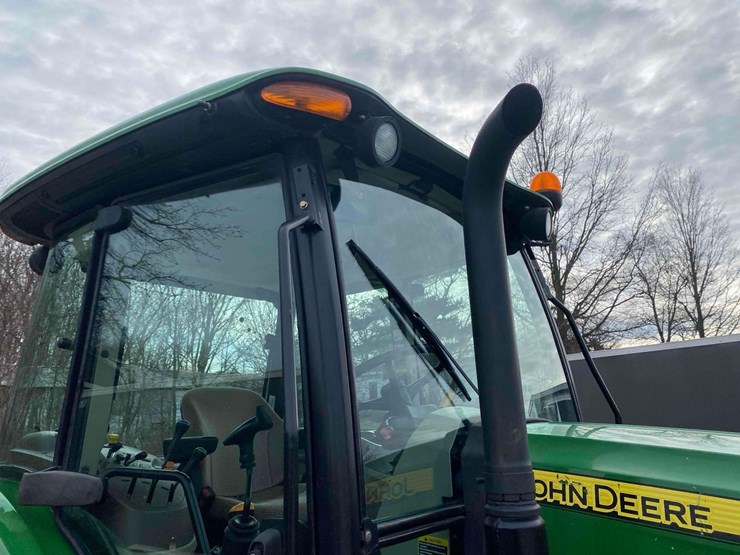 2013-john-deere-5085m-image-22