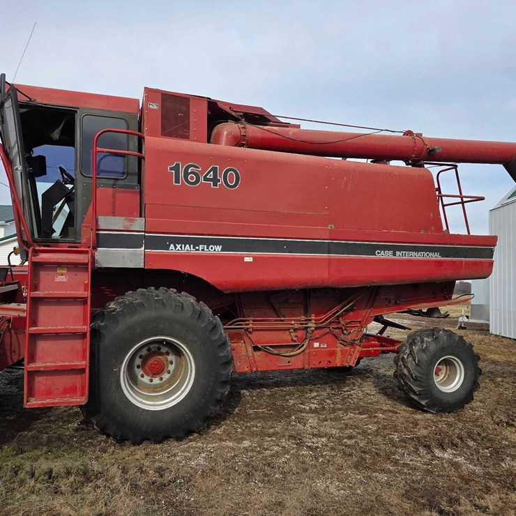 CASE IH 1640