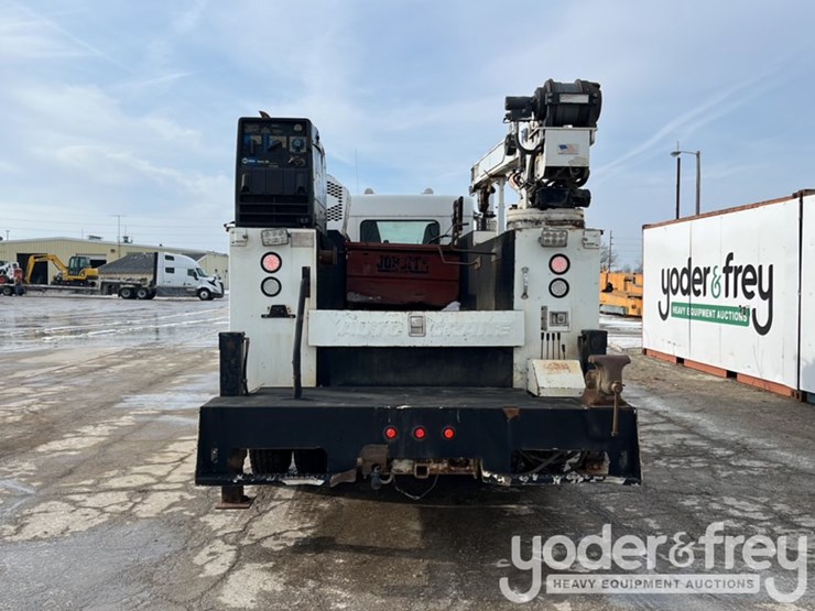 2007-kenworth-t300-image-5