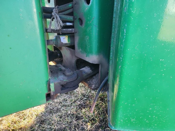 john-deere-7520-image-50