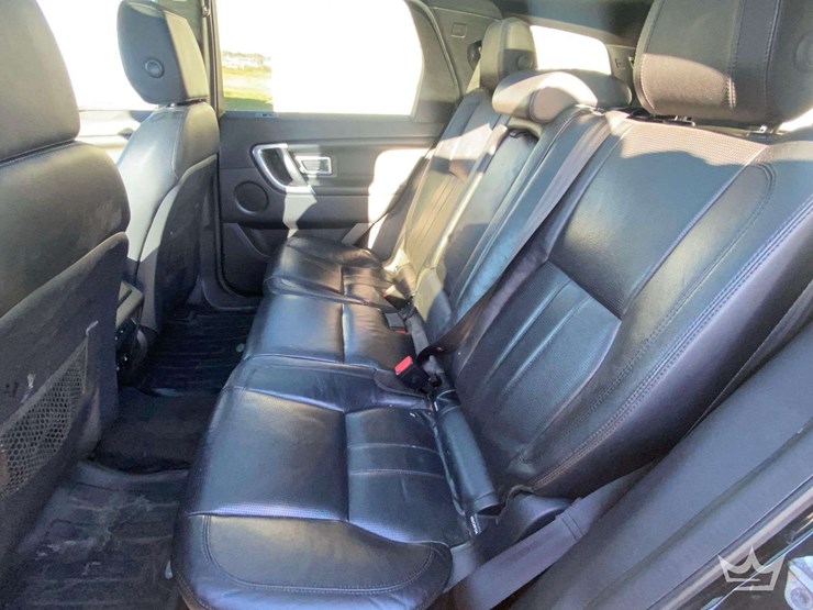 2016-land-rover-discovery-sport-4wd-suv-image-22