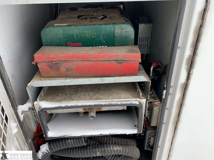 2013-ford-f450-image-23