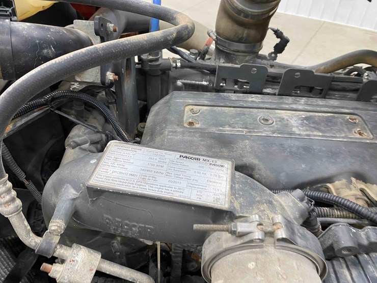 2014-peterbilt-365-image-80