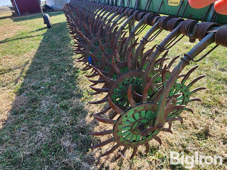 john-deere-400-image-18