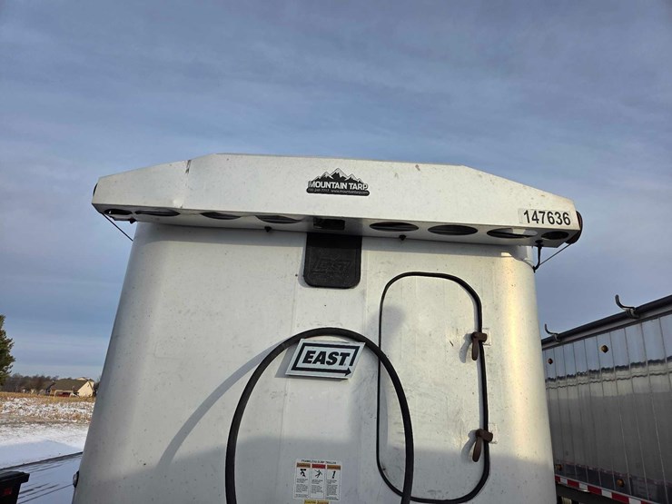 2010-east-genesis-34'x66"x96"-aluminum-frameless-dump-trailer-image-2