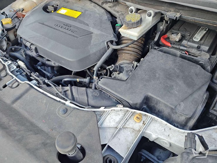 2015-ford-escape-image-31