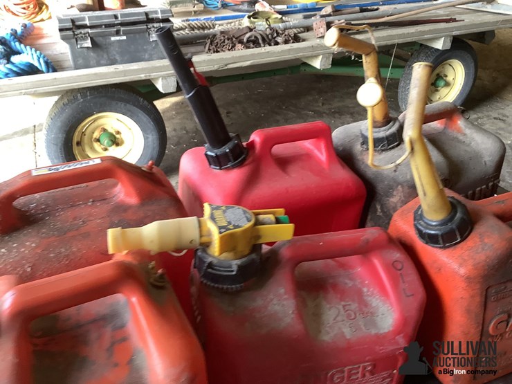 assorted-gas-jugs-image-5