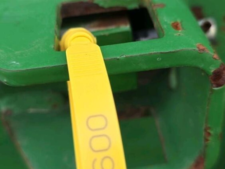 john-deere-6420-image-36