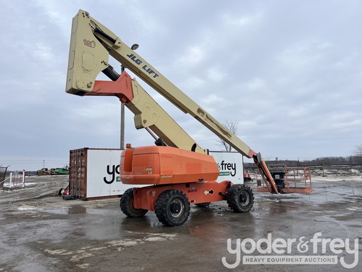 2013-jlg-800aj-image-1