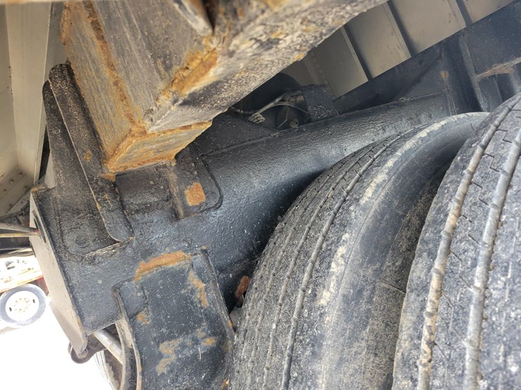 2001-wilson-hopper-bottom-image-14