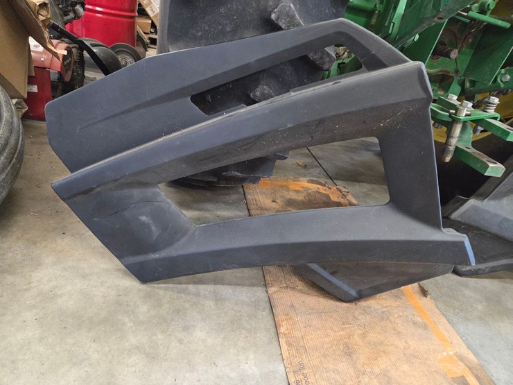 john-deere-gator-image-2