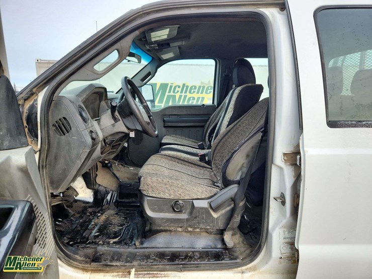 2013-ford-f350-image-14