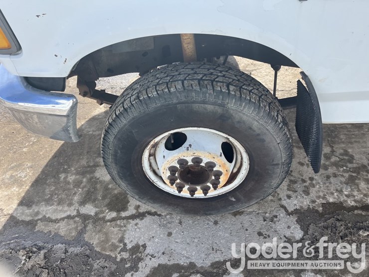 1993-ford-f-super-duty-image-43