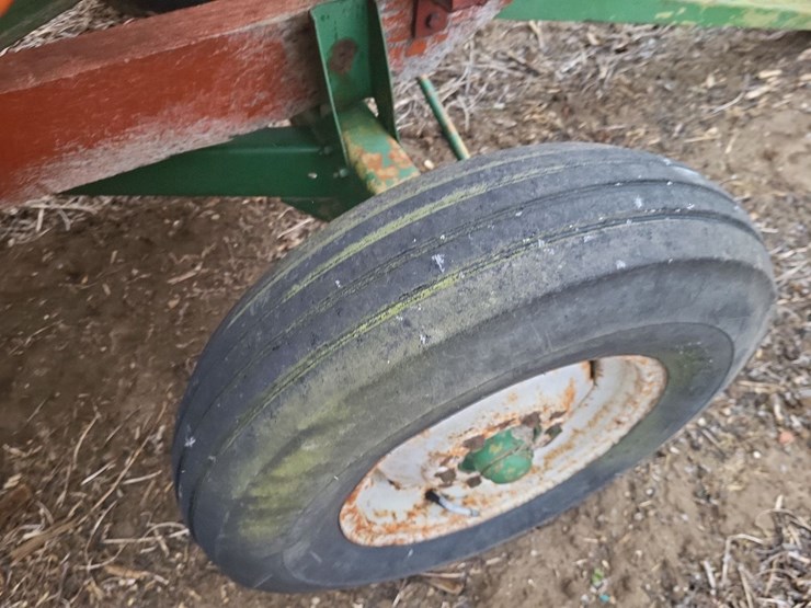 hopper-wagon-w/running-gear-image-26